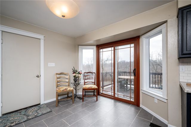 3817 Riverside Drive NE, Cedar Rapids, IA 52411