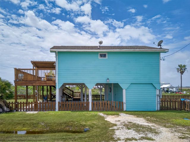 1209 N Jacks Road, Crystal Beach, TX 77650