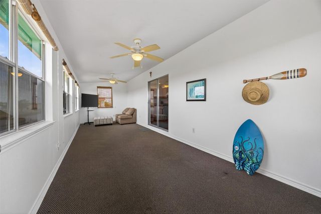 1209 N Jacks Road, Crystal Beach, TX 77650