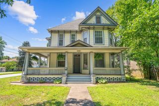 1201 North Broadway Avenue, Springfield, MO 65802