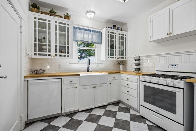 126 S Waverly Drive, Dallas, TX 75208