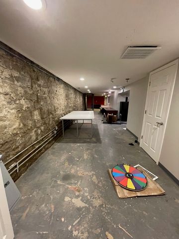 2816 N Lincoln Avenue Basement, Chicago, IL 60657