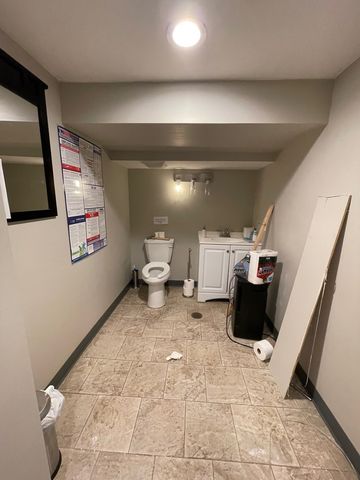 2816 N Lincoln Avenue Basement, Chicago, IL 60657