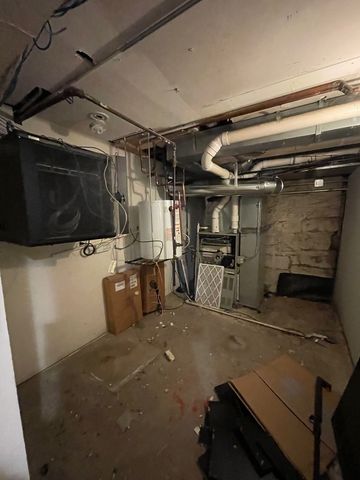 2816 N Lincoln Avenue Basement, Chicago, IL 60657