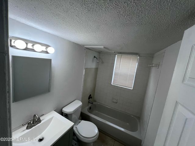 1040 BERT Road, 6, Jacksonville, FL 32211