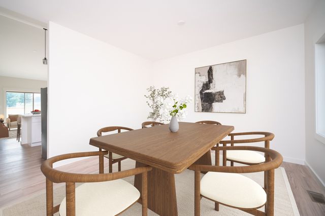 8579 Blue River Road, Rockford, IL 61107