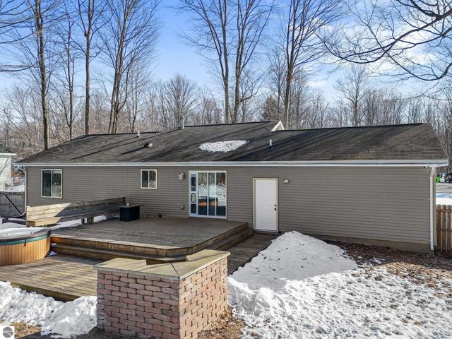 2294 Woodcock Lane, Traverse City, MI 49685