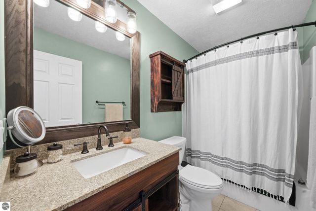 2294 Woodcock Lane, Traverse City, MI 49685