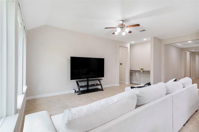 11107 Laguna Heights Lane, Richmond, TX 77406