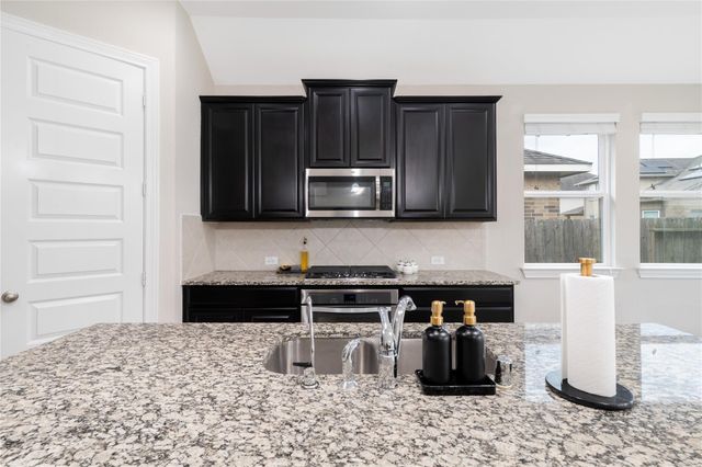 11107 Laguna Heights Lane, Richmond, TX 77406