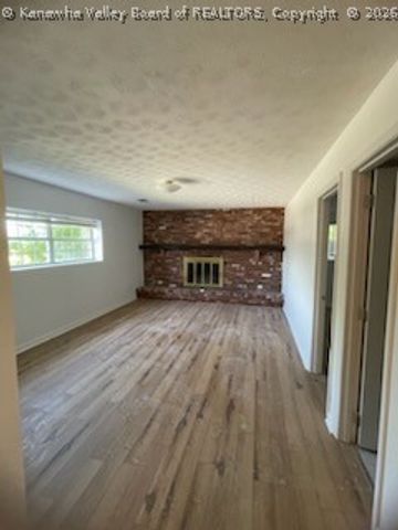 1986 Parkwood Road, Charleston, WV 25314