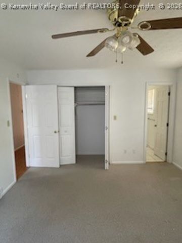 1986 Parkwood Road, Charleston, WV 25314