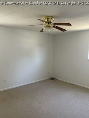 1986 Parkwood Road, Charleston, WV 25314