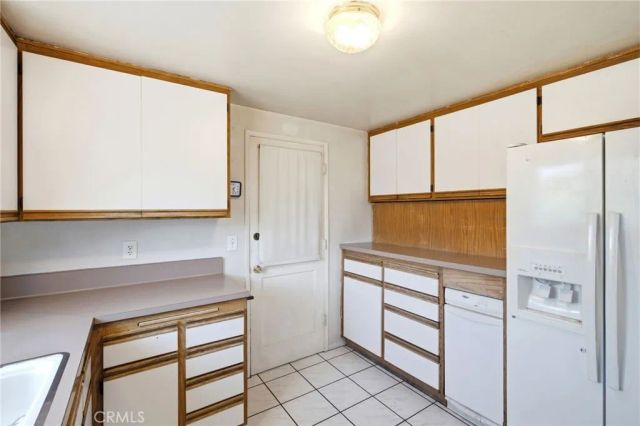 5941 Price Drive, Huntington Beach, CA 92649
