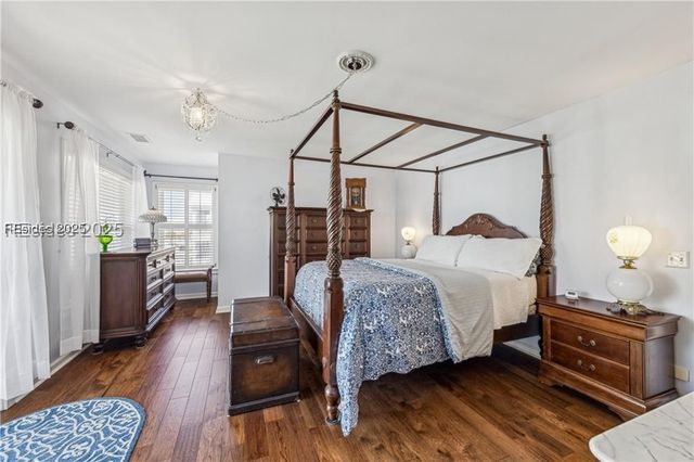 2 Shipwatch Dr, St Helena Island, SC 29920