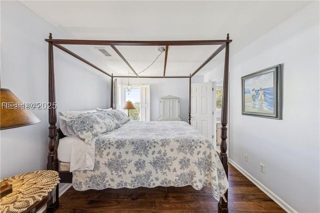 2 Shipwatch Dr, St Helena Island, SC 29920