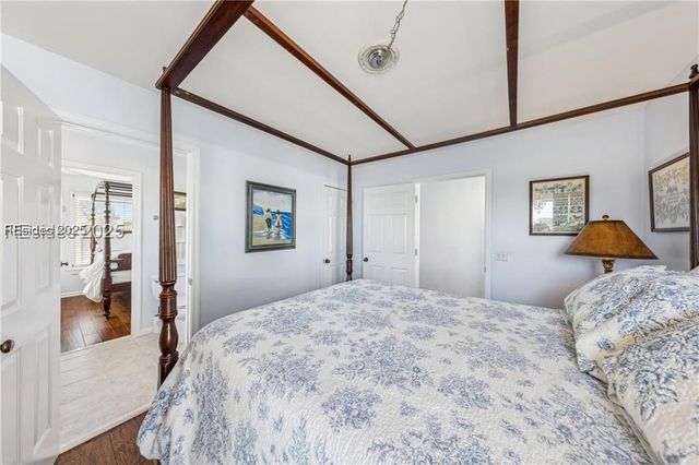 2 Shipwatch Dr, St Helena Island, SC 29920