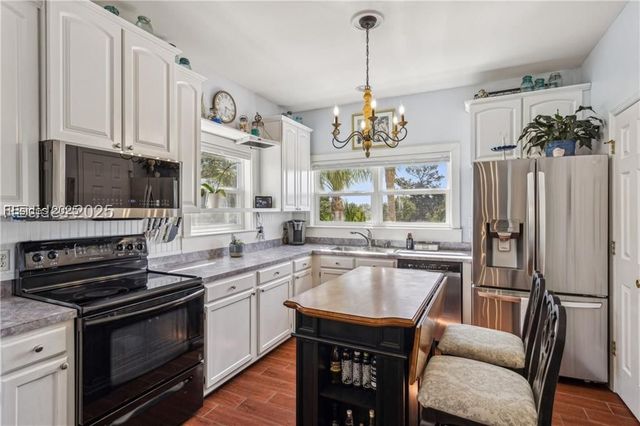 2 Shipwatch Dr, St Helena Island, SC 29920