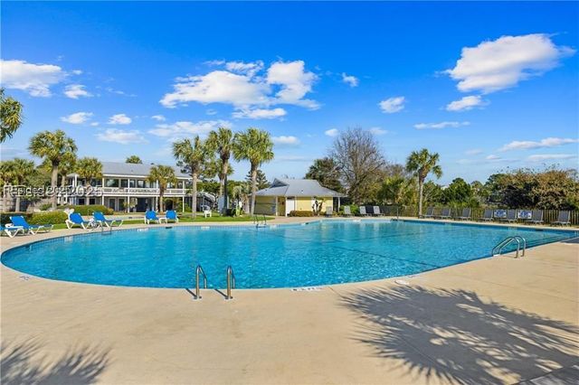 2 Shipwatch Dr, St Helena Island, SC 29920