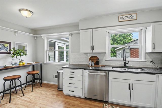 1915 Plymouth Terrace, Grand Rapids, MI 49506