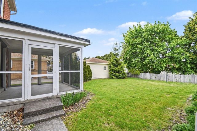 1915 Plymouth Terrace, Grand Rapids, MI 49506