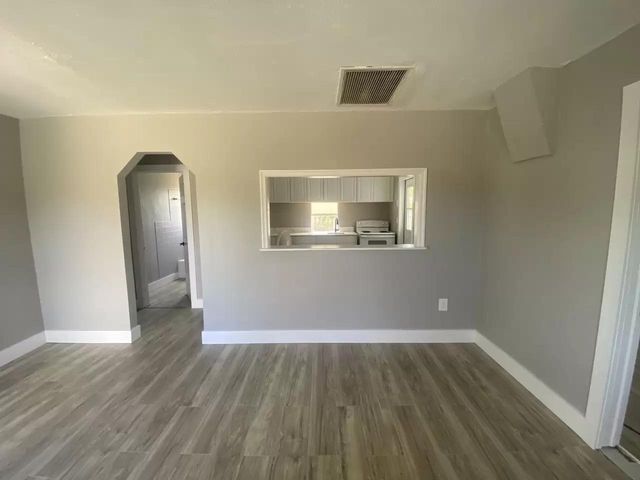 101 E 28th Street, West Palm Beach, FL 33404