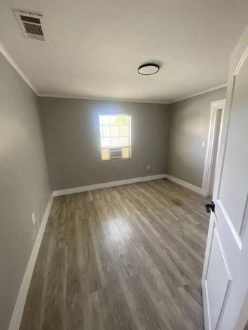 101 E 28th Street, West Palm Beach, FL 33404