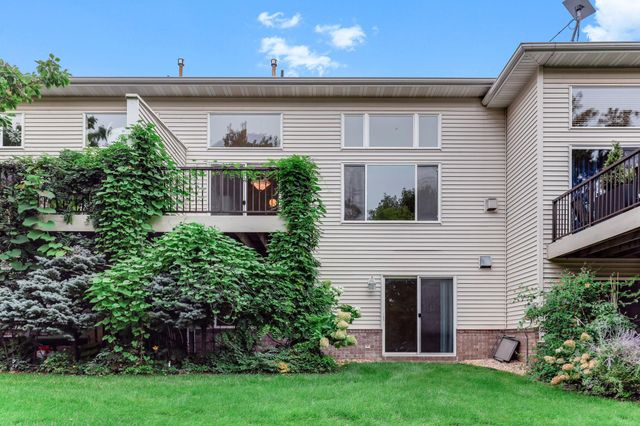 15345 Wilderness Ridge Road NW, Prior Lake, MN 55372