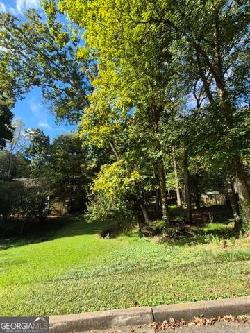 577 Dorsey Circle SW, Lilburn, GA 30047
