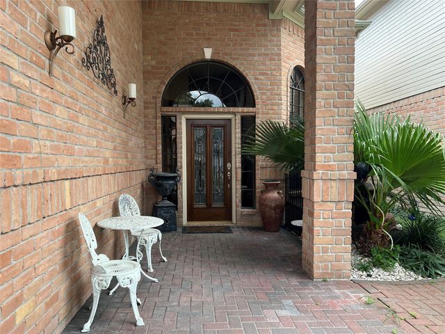6983 Oakwood Park, Houston, TX 77040