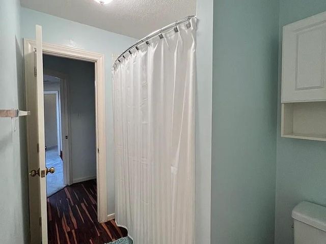 6983 Oakwood Park, Houston, TX 77040