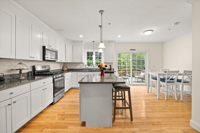 50 Saw Mill Lane 5, Hanson, MA 02341