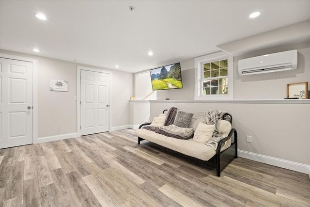 50 Saw Mill Lane 5, Hanson, MA 02341