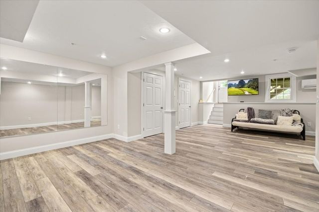 50 Saw Mill Lane 5, Hanson, MA 02341