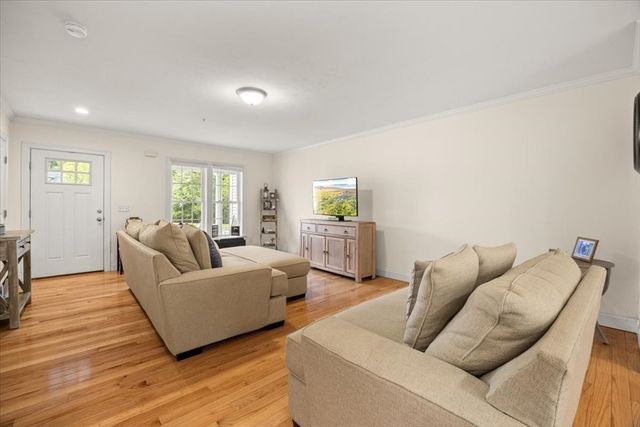 50 Saw Mill Lane 5, Hanson, MA 02341
