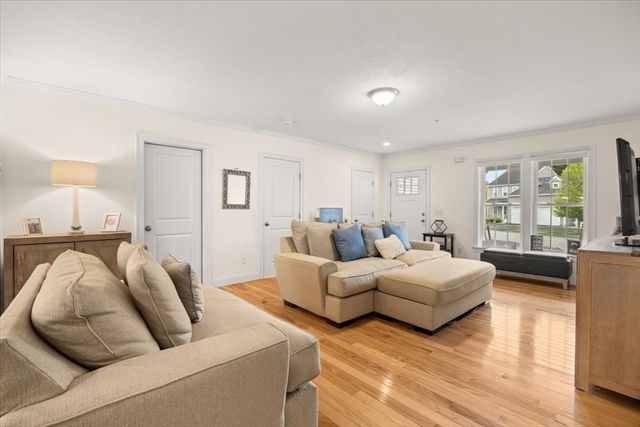 50 Saw Mill Lane 5, Hanson, MA 02341