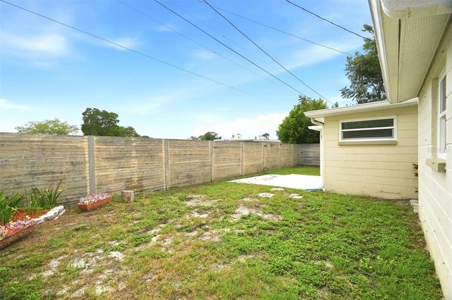 4247 GULFSHORE COURT, New Port Richey, FL 34652