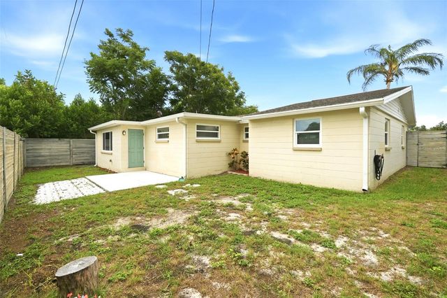4247 GULFSHORE COURT, New Port Richey, FL 34652