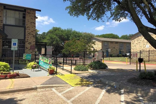 1341 N JIM MILLER RD # 121, Dallas, TX 75217