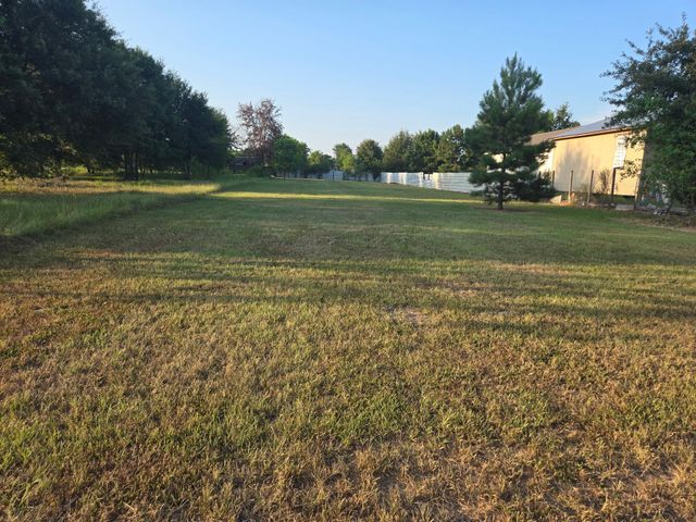 885 County Road 3560, Cleveland, TX 77327