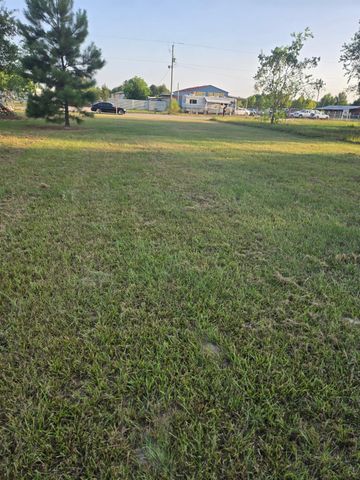 885 County Road 3560, Cleveland, TX 77327