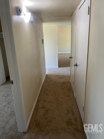 1909 Albany Street, Delano, CA 93215