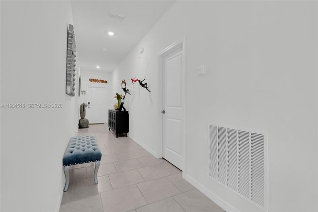 2707 2nd St SW, Other City - In The State Of Florida, FL 33976