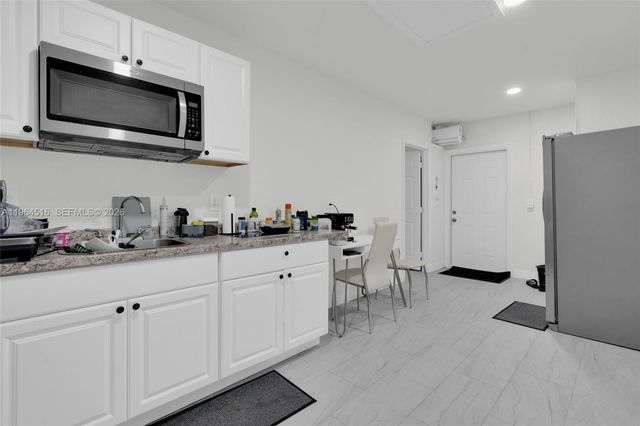 2707 2nd St SW, Other City - In The State Of Florida, FL 33976