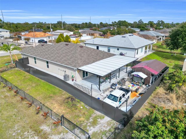 2707 2nd St SW, Other City - In The State Of Florida, FL 33976