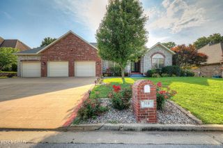 318 Fox Fire Court, Joplin, MO 64801