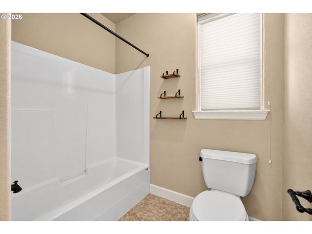 11550 Nw PAGOSA Ln, Portland, OR 97229