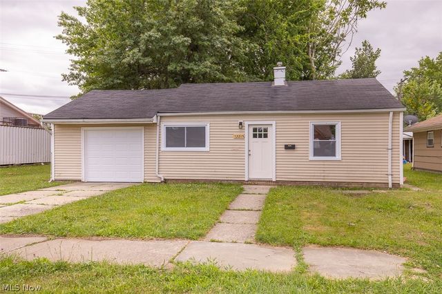 12215 Guardian Boulevard, Cleveland, OH 44135