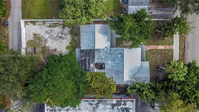 2015 Washington St, Hollywood, FL 33020