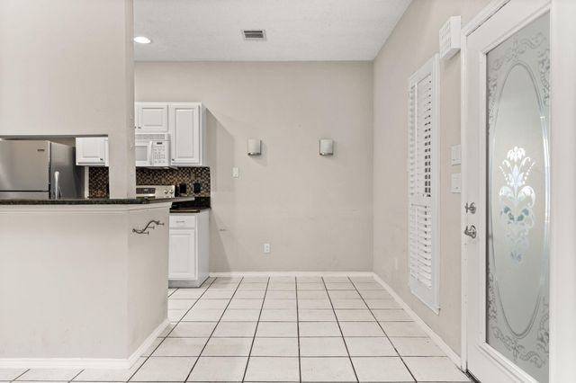 2520 Quarry RD 104, Austin, TX 78703